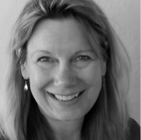 Carolyn Flugstad
